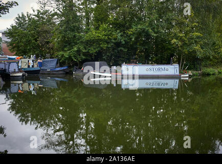 Tug style 15-04 Sturm an Apsley auf dem Grand Union Canal Stockfoto