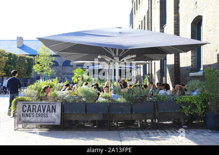 Caravan Kings Cross Bar und Restaurant Kornkammer Square, NC1, nördlich von London, Großbritannien Stockfoto