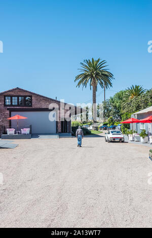 Das Äußere des Sammler Auto Vault in Santa Paula, Kalifornien. Diesem Standort werden klassische Autos für viele Kunden. Stockfoto