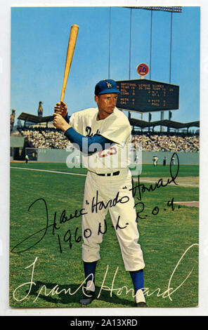 Vintage autographierte Farbe erinnerungsfoto von Los Angeles Dodgers Spieler Frank Howard ca. 1960er Jahre. Stockfoto