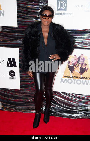 London, Großbritannien. 23 Sep, 2019. LONDON, GROSSBRITANNIEN. September 23, 2019: Mica Paris am "Hitsville: Die Herstellung von Motown "Europäische Premiere im Odeon Leicester Square, London. Bild: Steve Vas/Featureflash Credit: Paul Smith/Alamy leben Nachrichten Stockfoto