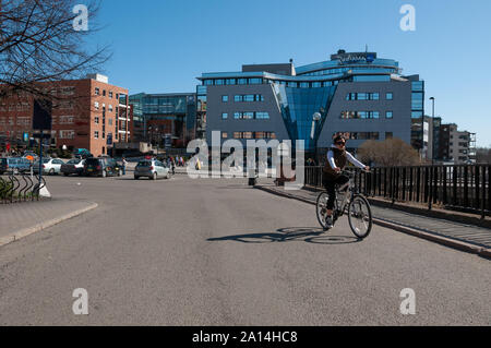 Oslo, Norwegen - 11 April 2010: Norwegische moderne Architektur in Nydalen. Stockfoto