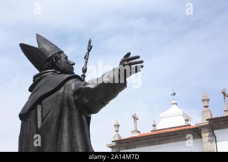 Braga, Portugal - Statue von Dom Frei Bartolomeu dos Martyres Erzbischof von Braga 1559 - 1581 Stockfoto