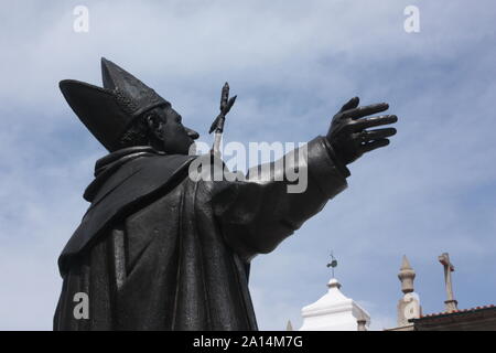 Braga, Portugal - Statue von Dom Frei Bartolomeu dos Martyres Erzbischof von Braga 1559 - 1581 Stockfoto