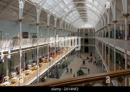 Innenraum des National Museum of Scotland, Edinburgh, Schottland, Großbritannien Stockfoto