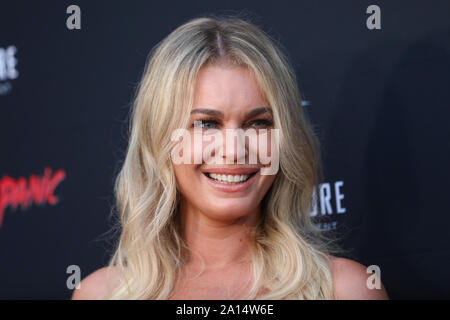 'Satanischen Panik" Los Angeles Premiere auf der Egyptian Theatre in Los Angeles, Kalifornien am 23 August, 2019 Mit: Rebecca Romijn Wo: Los Angeles, Kalifornien, Vereinigte Staaten, wenn: 24. Aug. 2019 Credit: Sheri Determan/WENN.com Stockfoto