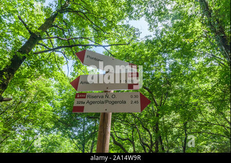 Anzeige Pfeile in der "ferriere Valley" in Verona (Italien) Stockfoto