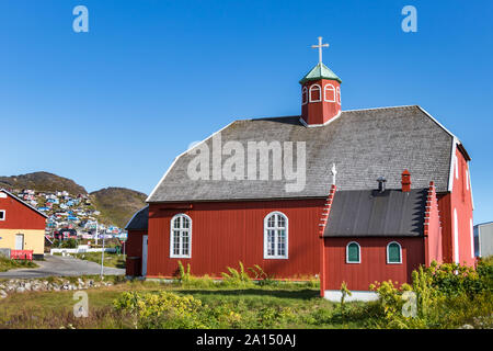 Die Frelserens Kirke Kirche 1832 erbaut, auch als unseren Erlöser bekannt. Qaqortoq - Julianehab, Grönland. Stockfoto