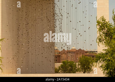 Denkmal des Gründers und Besucherzentrum, Abu Dhabi, zu Ehren von Sheikh Zayed bin Sultan Al Nahyan. Stockfoto