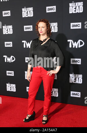 September 23, 2019, Hollywood, Kalifornien, USA: Hollywood, Kalifornien, USA - Thora Birch die Premiere von The Walking Dead Saison Zehn besucht (Bild: © Alexander Seyum/ZUMA Draht) Stockfoto