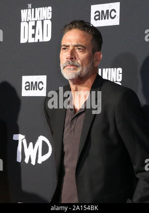 September 23, 2019, Hollywood, Kalifornien, USA: Hollywood, Kalifornien, USA - Jeffrey Dean Morgan die Premiere von The Walking Dead Saison Zehn besucht (Bild: © Alexander Seyum/ZUMA Draht) Stockfoto