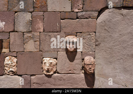 Detail der Kalasasaya Struktur in Tiwanaku, Präkolumbianischen archäologischen Stätte, Bolivien, Südamerika Stockfoto