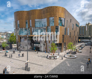 Von Primark Flagship Store City Plaza in Wuppertal, Deutschland. Von den Architekten Chapman Taylor entwickelt. Stockfoto