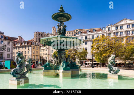 Portugal, Lissabon, Brunnen am Platz Rossio Stockfoto