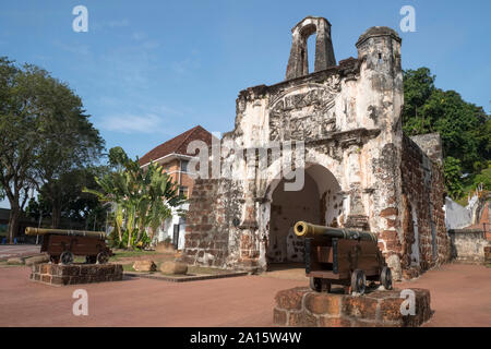 Malaysia, Malacca Stadt: die "Porta de Santiago, kleine Gate House, nur Überreste der Festung durch die Portugiesen im Jahr 1612 gebaut. Die Stadt wird registriert Stockfoto