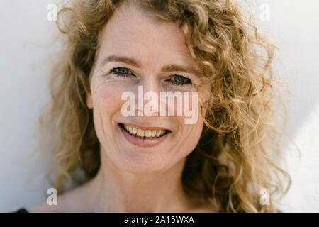 Portrait von reife Frau mit einem Lächeln Stockfoto