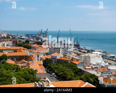 Blick über Altstadt, Lissabon, Portugal Stockfoto