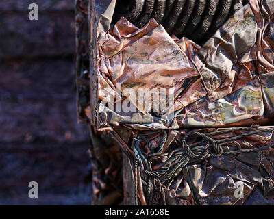 Österreich, Tirol, Brixlegg, Close-up der gepressten Elektronikschrott Stockfoto