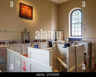 Blick von der Zeugen im Gerichtssaal in Ripon Courthouse Museum Ripon North Yorkshire England Stockfoto