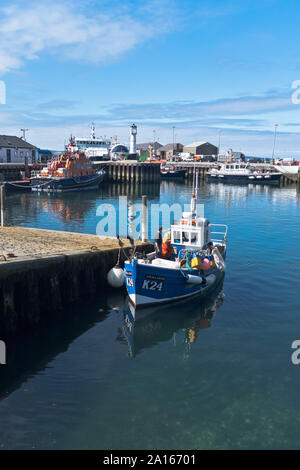 Dh Kirkwall Hafen KIRKWALL ORKNEY Fischer arbeiten Fischerboot Stockfoto