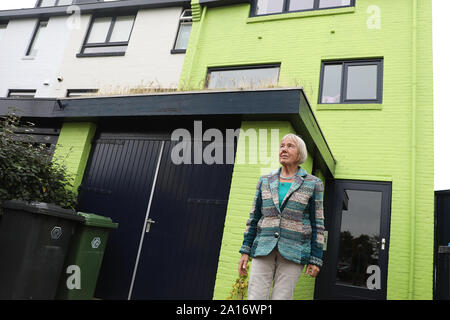 Den Helder, Niederlande. 24 Sep, 2019. DEN HELDER, 24-09-2019, Green House, beurteilt, Ineke Van Amersfoort, Eigentümer, falsche Farbe Credit: Pro Schüsse/Alamy leben Nachrichten Stockfoto