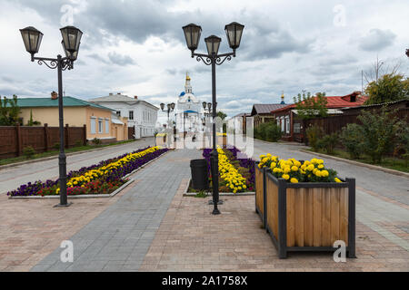 ULAN UDE, Russland - September 06, 2019: Kathedrale der Muttergottes von Smolensk oder Odigitrievsky Kathedrale in Ulan Ude, Russland. Stockfoto