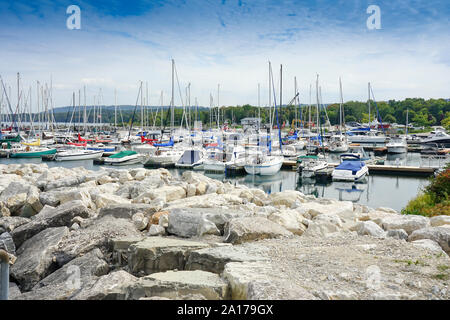 Eine kleine, aber schöne Stadt an der Georgian Bay, mit einem grossen Hafen ist Meaford, Ontario, Kanada, Nordamerika Stockfoto