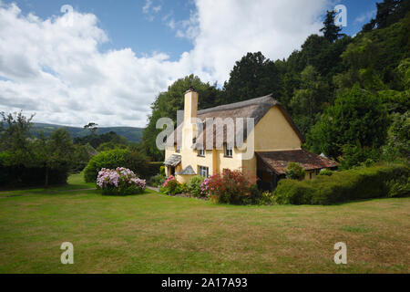 Reetdachhaus in Selworthy Dorf. Exmoor National Park. Somerset. UK. Stockfoto