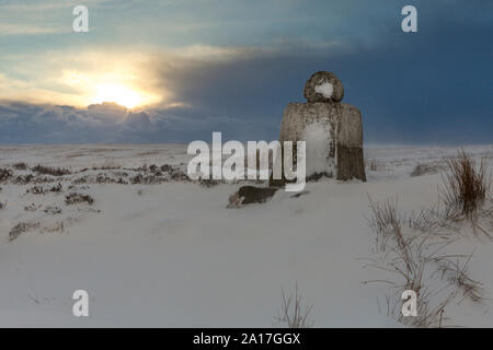 Fat Betty in die North York Moors National Park im Winter und im Schnee bedeckt. Stockfoto