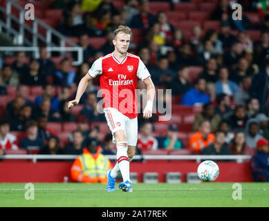 London, Großbritannien. 24 Sep, 2019. LONDON, Großbritannien, 24. SEPTEMBER Rob Holding von Arsenal während Carabao Cup dritte Runde zwischen Arsenal und Nottingham Forest im Emirates Stadium, London, England am 24. September 2019. Credit: Aktion Foto Sport/Alamy leben Nachrichten Stockfoto