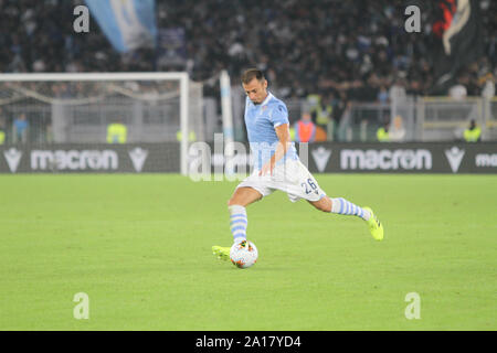 Rom, Italien. 22 Sep, 2019. Latium beat Parma 2-0 (Gol von unbeweglich und Marusic) für das vierte Match der italienischen Serie A im Stadio Olimpico von Rom. (Foto von Paolo Pizzi/Pacific Press) Quelle: Pacific Press Agency/Alamy leben Nachrichten Stockfoto
