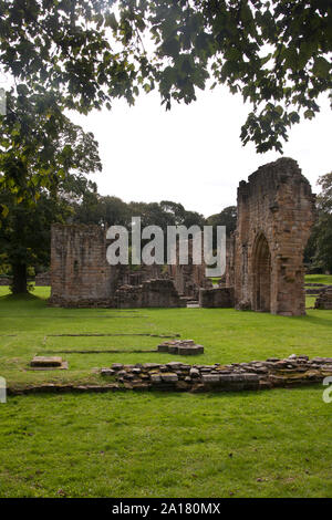 Basingwerk Abbey (Abaty Dinas basierend) in Greenfield Heritage Park, Holywell, Flintshire, North Wales Stockfoto