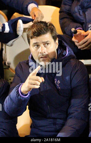 Colchester, Großbritannien. 24 Sep, 2019. Tottenham Hotspur managerÊMauricio Pochettino während der carabao Cup dritten Runde zwischen Colchester United und Tottenham Hotspur bei Weston Wohnungen Gemeinschaft Stadium am 24. September 2019 in Colchester, England. (Foto von Mick Kearns/phcimages.com) Credit: PHC Images/Alamy leben Nachrichten Stockfoto