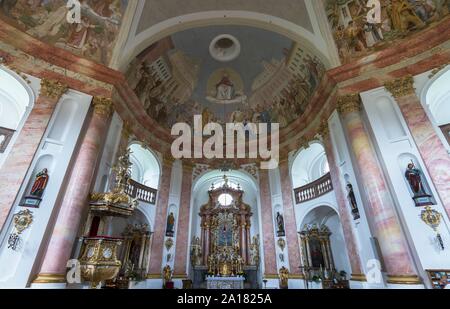 Altarraum der Dreifaltigkeitskirche Kappl, Barock zentrale Gebäude, gebaut 1685-1689, Kappel, Waldsassen, Oberpfalz, Deutschland Stockfoto