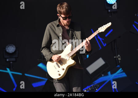 Highlights von Tag zwei von Leeds Festival in Bramham Park mit Fans noch einen Tag der Musik und Sonnenschein genießen. Mit: Sie mich an sechs Wo: Leeds, Großbritannien Wann: 24 Aug 2019 Quelle: Graham Finney/WANN Stockfoto