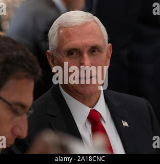 New York, NY - 24. September 2019: US-Vizepräsident Mike Pence besucht Mittagessen, das durch Generalsekretär während der 74. Vollversammlung im UN-Hauptquartier gehostet Stockfoto