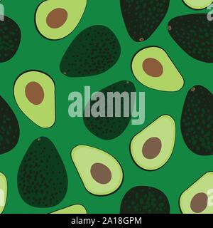 Die nahtlose Vektor Muster mit in Scheiben geschnittenen und ganze Avocados auf grünem Hintergrund Stock Vektor