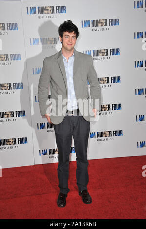 LOS ANGELES, Ca. Februar 09, 2011: Nicholas Braun bei der Weltpremiere von "Ich bin die Nummer Vier" an der Mann Dorf Theater, Westwood. © 2011 Paul Smith/Featureflash Stockfoto