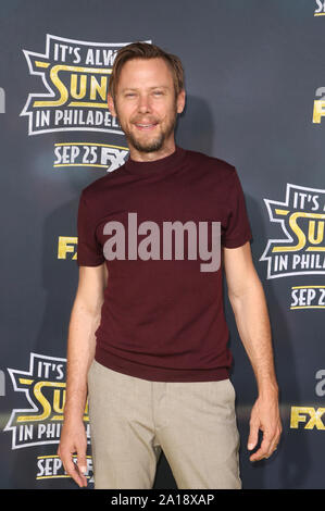 Hollywood, Ca. 24 Sep, 2019. Jimmi Simpson, bei der Premiere von FX' Es ist immer sonnig In Philadelphia' Saison 14 in TCL Chinese Theatre in Hollywood, Kalifornien am 24. September 2019. Credit: Faye Sadou/Medien Punch/Alamy leben Nachrichten Stockfoto