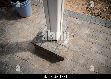 Gartenbau, blockwork, Mauerwerk, Pflaster & Fechten Stockfoto