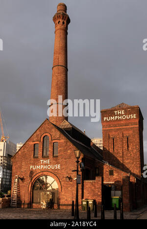 Das Pumpenhaus, ein Restaurant Bar am Albert Dock in Liverpool Stockfoto