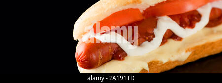 Hotdog in der rechten unteren Ecke für Stockfoto