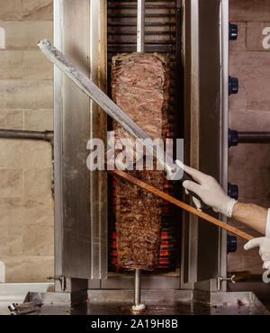 Traditionelle lecker und heiß Döner Stockfoto