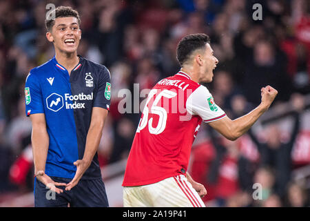 LONDON, ENGLAND - 24. SEPTEMBER: Gabriel Martinelli der Arsenal FC feiern, nachdem er 2. Ziel der Carabao Cup dritte runde Spiel zwischen Arsenal FC und Nottingham Forrest im Emirates Stadium am 24. September 2019 in London, England. (Foto von Sebastian Frej/MB Medien) Stockfoto