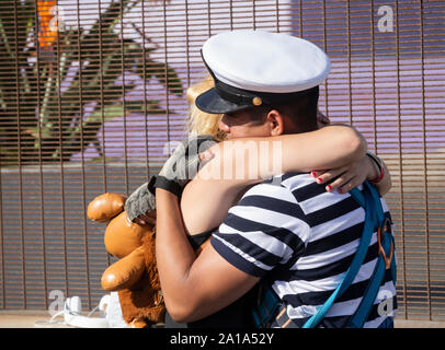 Seemann Abschied. Letzte Kuss. Stockfoto