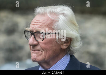 London, Großbritannien - 25 September 2019. Michael Heseltine, Baron Heseltine am College Green Westminster als Politiker wieder im Unterhaus Sitzen nach der Entscheidung des Obersten Gerichtshofes. Credit: Amer ghazzal/Alamy Live-Nachrichten) Stockfoto