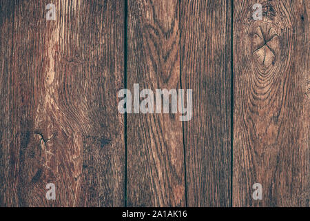 Rustikale braune Holzplanken Textur-Hintergrund, verwitterte Holzbrettoberfläche mit natürlichem Kornmuster, Vintage-Holz-Wand-Hintergrund für Design, Inter Stockfoto