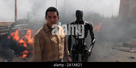 Terminator: dunkles Schicksal ist eine bevorstehende amerikanische Science-Fiction-Film unter der Regie von Tim Miller, mit einem Drehbuch von David Web, Justin Rhodes und Billy Ray aus einer Geschichte von James Cameron, dieses Foto ist nur für den redaktionellen Gebrauch bestimmt und unterliegen dem Copyright der Film Company und/oder der bezeichneten Fotograf durch den Film oder die Produktion Firma zugewiesen. Stockfoto