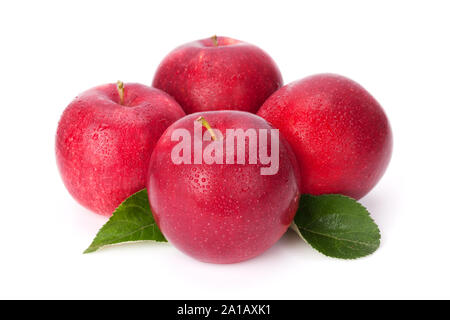 Rote Äpfel Reif. Auf weissem Hintergrund Stockfoto