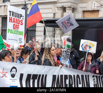 Ein Anti Trump Protest in London am 4. Juni 2019, während der Präsident des Trump London besuchen. Stockfoto